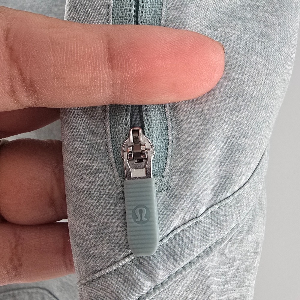 Lululemon Tracker Short V Lined Running Athletic Heather Hazy Jade Sz 2 - Picture 3 of 10